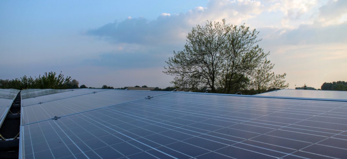 Investeren in zonne-energie via zonnepanelendelen