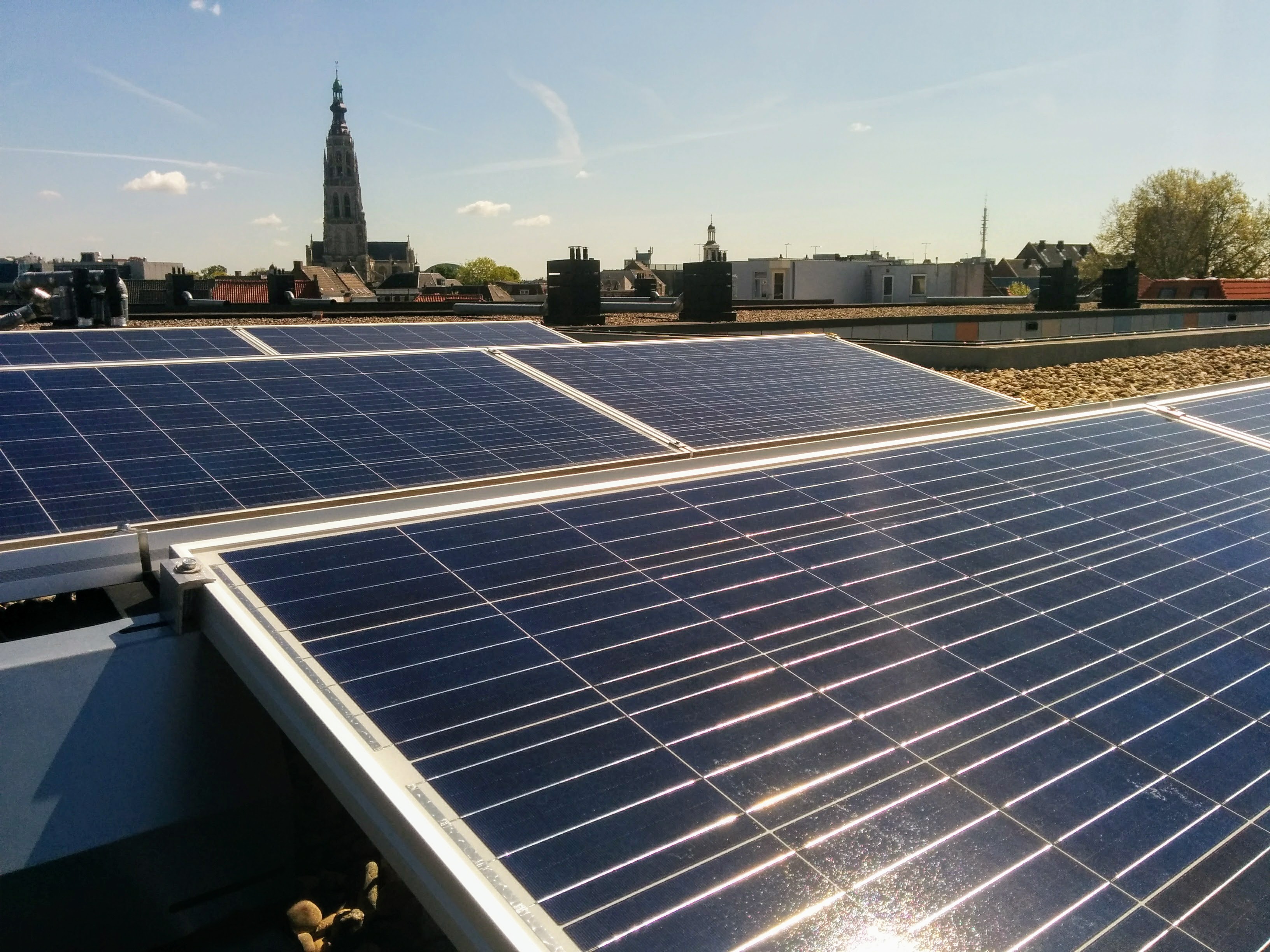 Zonnedak Donk - direct investeren in zonne-energie