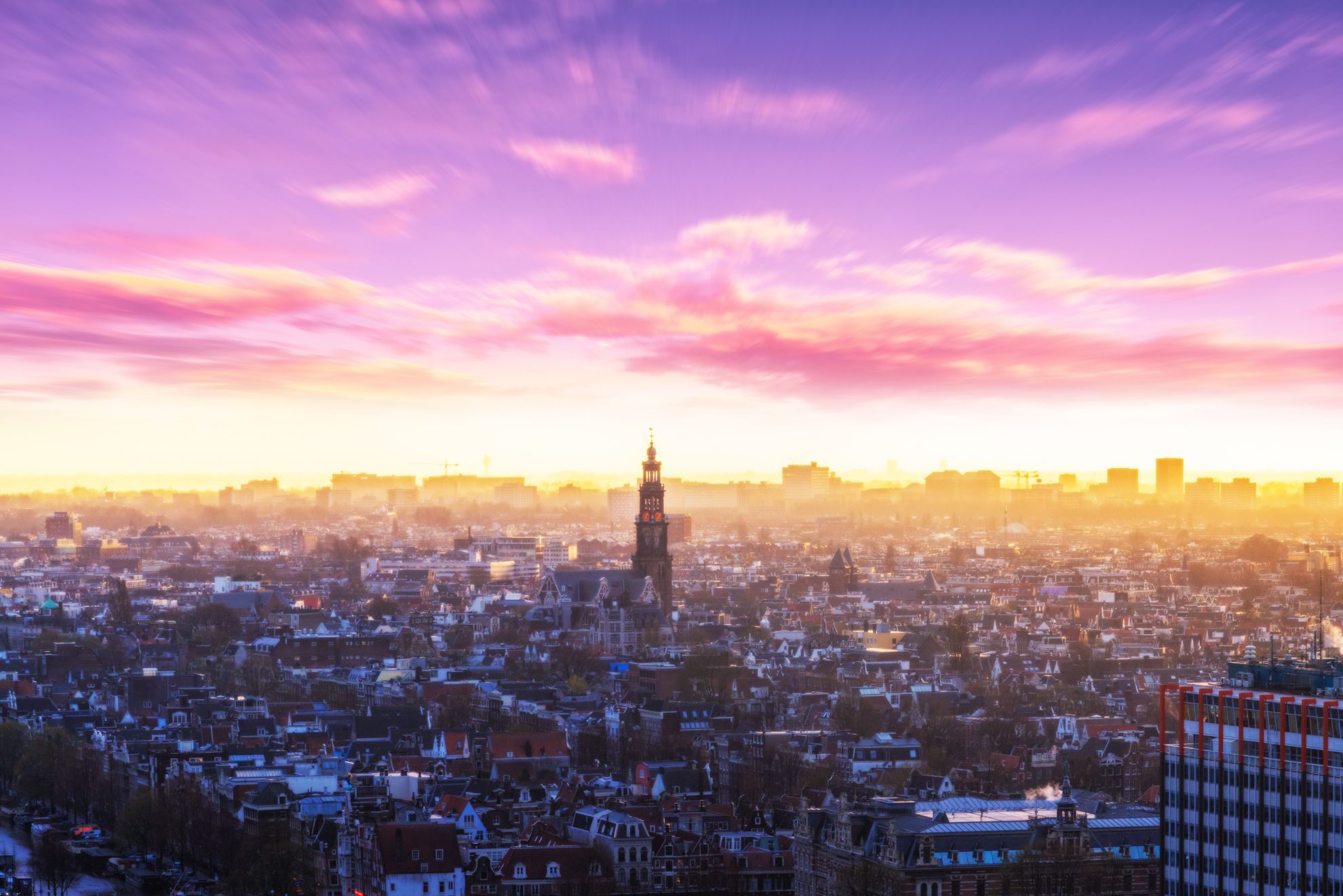 zon en horizon boven Amsterdam - foto door Bart Ros